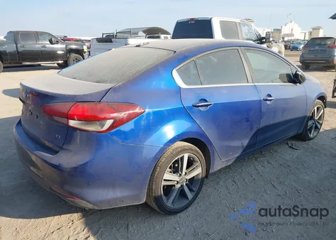 2017 Kia Forte Ex z USA, uszkodzony, nr VIN 3KPFL4A88HE053593